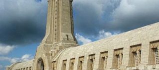 Das Beinhaus von Douaumont – Symbol für menschliche Opfer